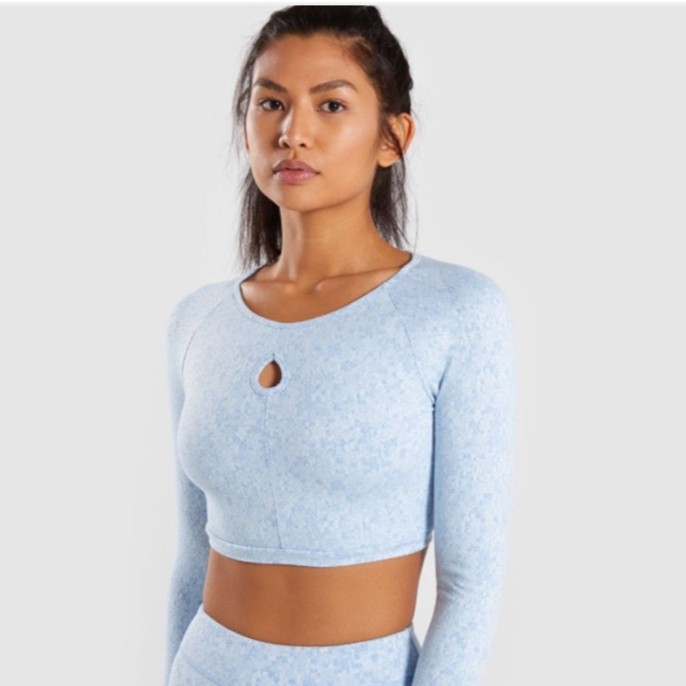 Gymshark size M long sleeve crop